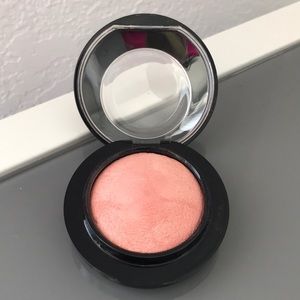 MAC New Romance Mineralize Blush